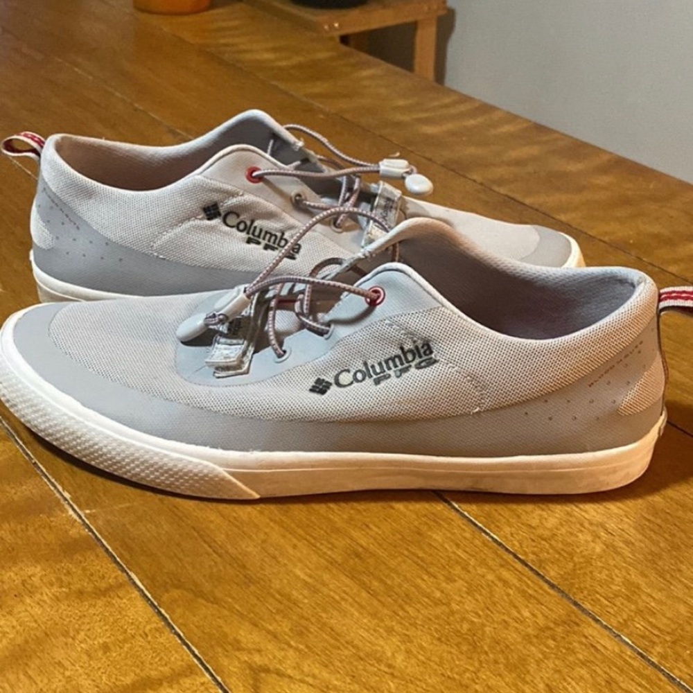 Men’s pfg columbia blood n guts slip on